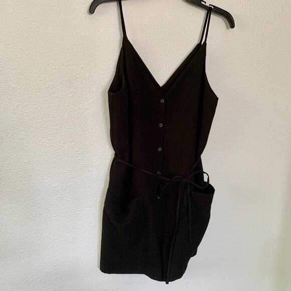 Top Shop Black Sleeveless Romper - Picture 2 of 13